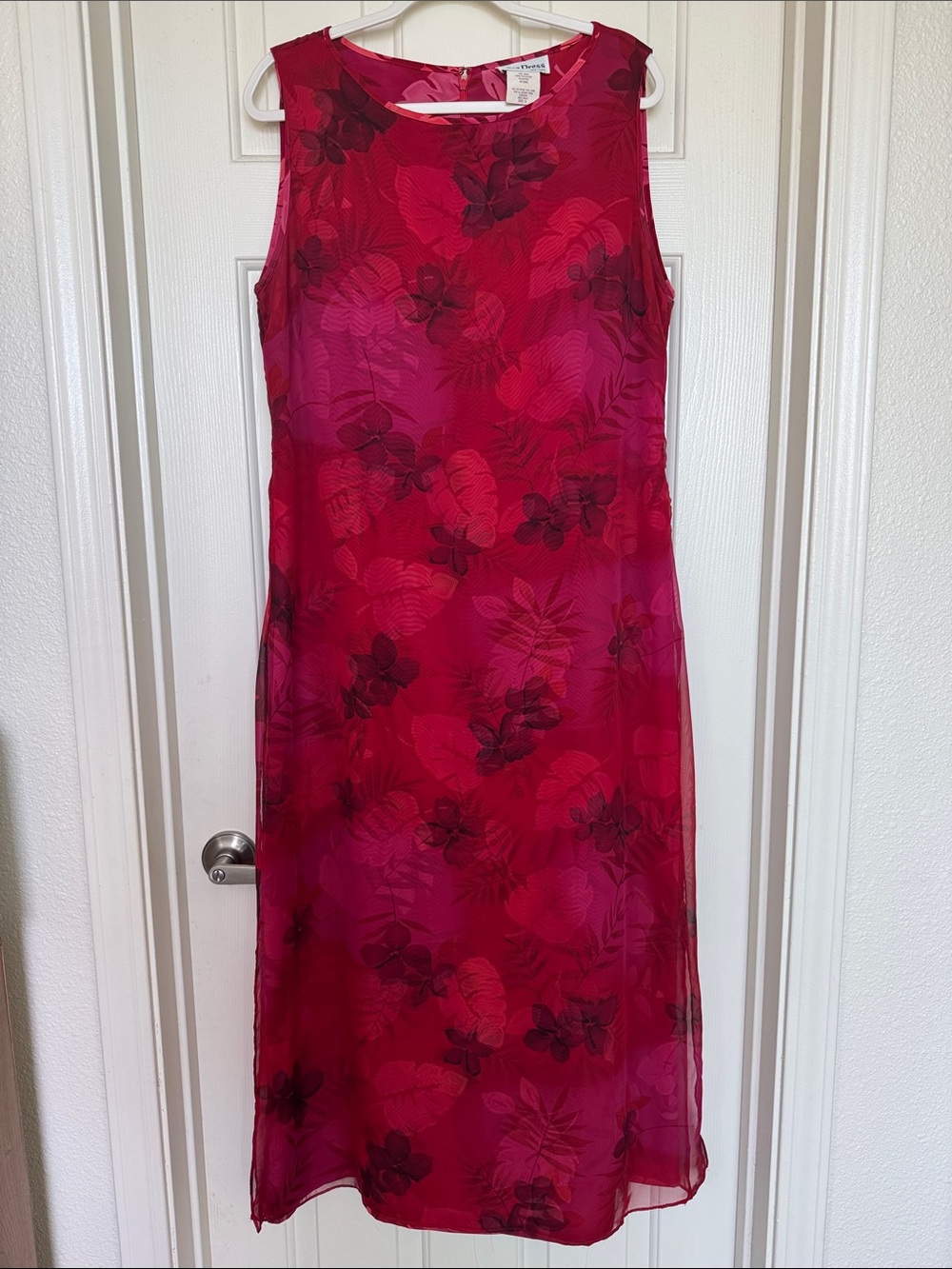 Vintage 90’s Sleeveless Red Floral Shift Dress